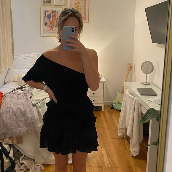 Hello Molly One Shoulder Black Mini Dress - Picture 1 of 2